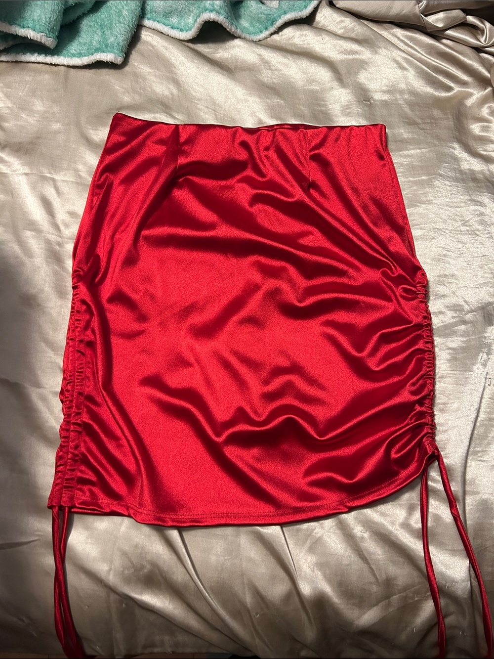 Windsor Red Satin Ruched Side-Tie Skirt - Unbranded
